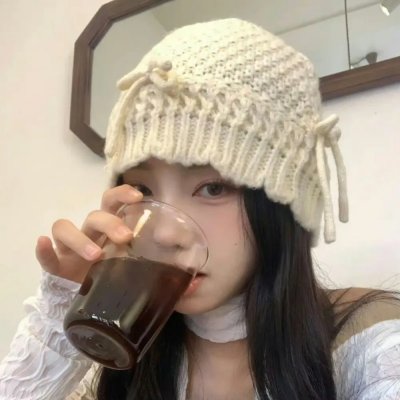 黑色丽人